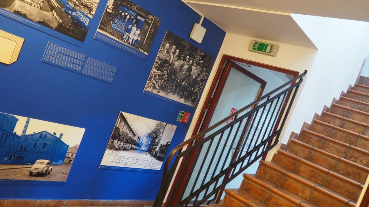 Hostel Mlotek I Perlik Tarnowskie Góry Exterior foto